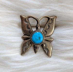 Vintage Sterling silver/ turquoise brooch